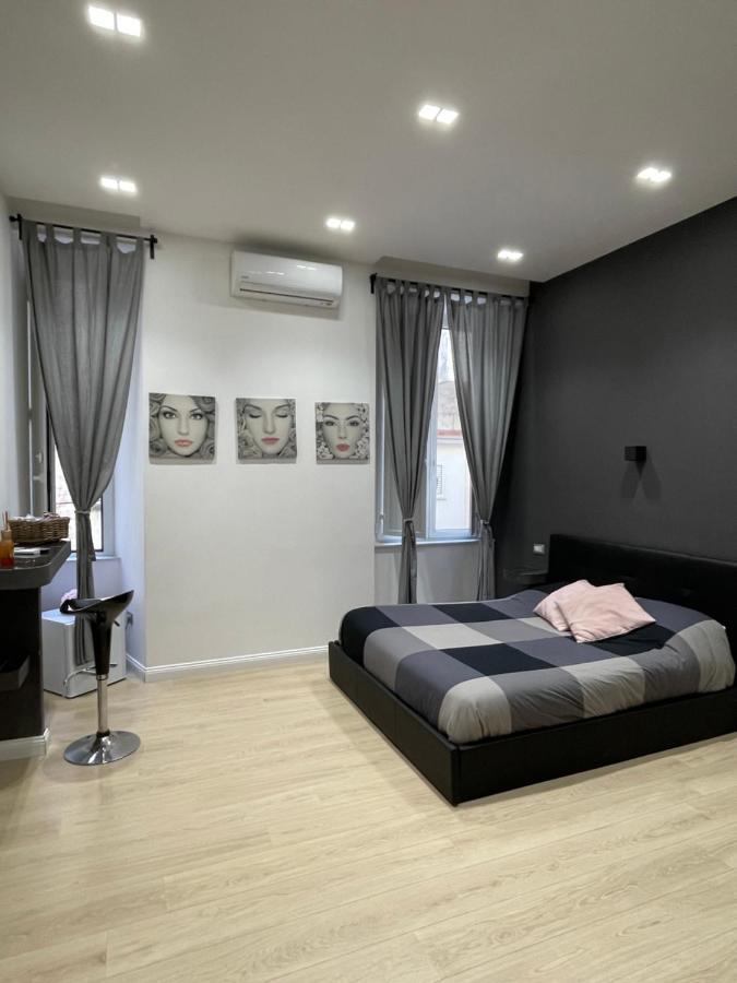 Nsh Apparthotel, Napoli Centro エクステリア 写真