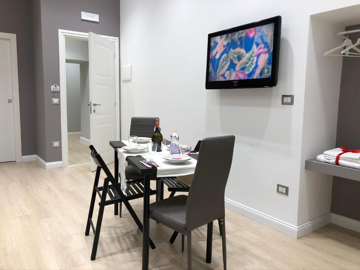 Nsh Apparthotel, Napoli Centro エクステリア 写真